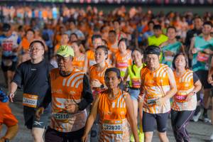 BIB: 24330, 25110, 22830, 200, 228
                            <button type="button" onclick="openModal(22825462)" class="btn btn-primary btn-sm float-right btn-popup" data-toggle="modal" data-target=".modal-high-quality">
                        <i class="fas fa-shopping-cart"></i> Add to Cart
                    </button>
                                            <button type="button" onclick="isThisMe(22825462, true)" class="btn btn-success btn-sm float-right btn-popup btn-isme hidden" data-toggle="tooltip" data-placement="bottom" title="นี่คือรูปของคุณใช่ไหม คลิกที่นี่เพื่อเอาเข้าอัลบั้ม">
                        <i class="fas fa-plus"></i> Add to album
                    </button>
                    <button type="button" onclick="isThisMe(22825462, false)" class="btn btn-warning btn-sm float-right btn-popup btn-isnotme hidden">
                        <i class="fas fa-ban"></i> Remove from album
                    </button>